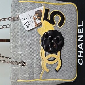 Chanel Ltd edition 2005 Vintage No.5 Camellia Tote extremely rare excellent cond